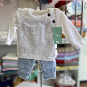 Conjunto tejido “Tino” blanco y celeste